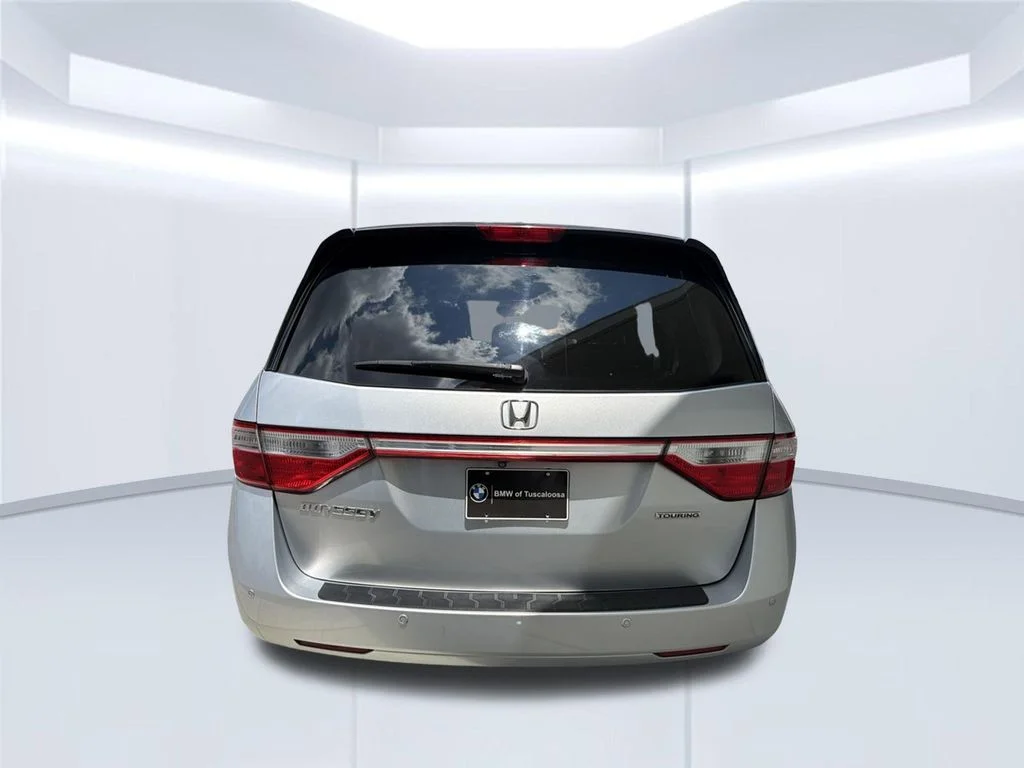 Used 2013 Silver Honda Touring image 5