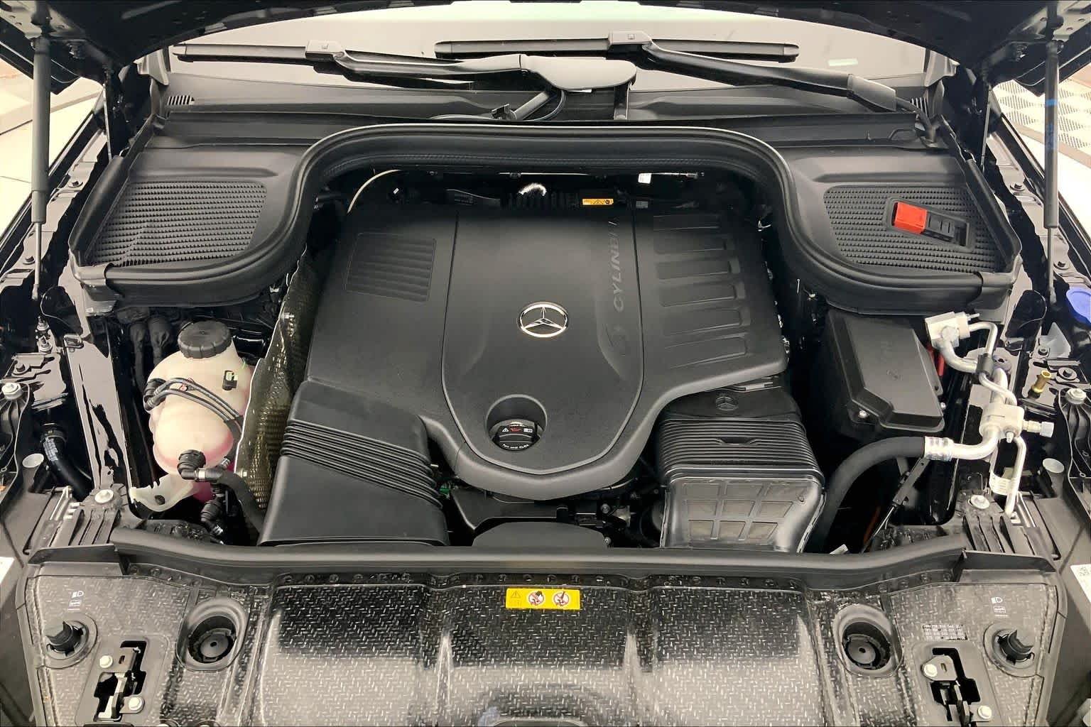 New 2026 Black Mercedes-Benz GLE 450 image 9