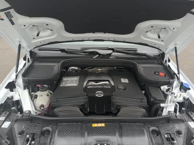 New 2026 MANUFAKTUR Moonlight White Metallic Mercedes-Benz AMG® GLE 63 S 4MATIC+ Coupe image 14