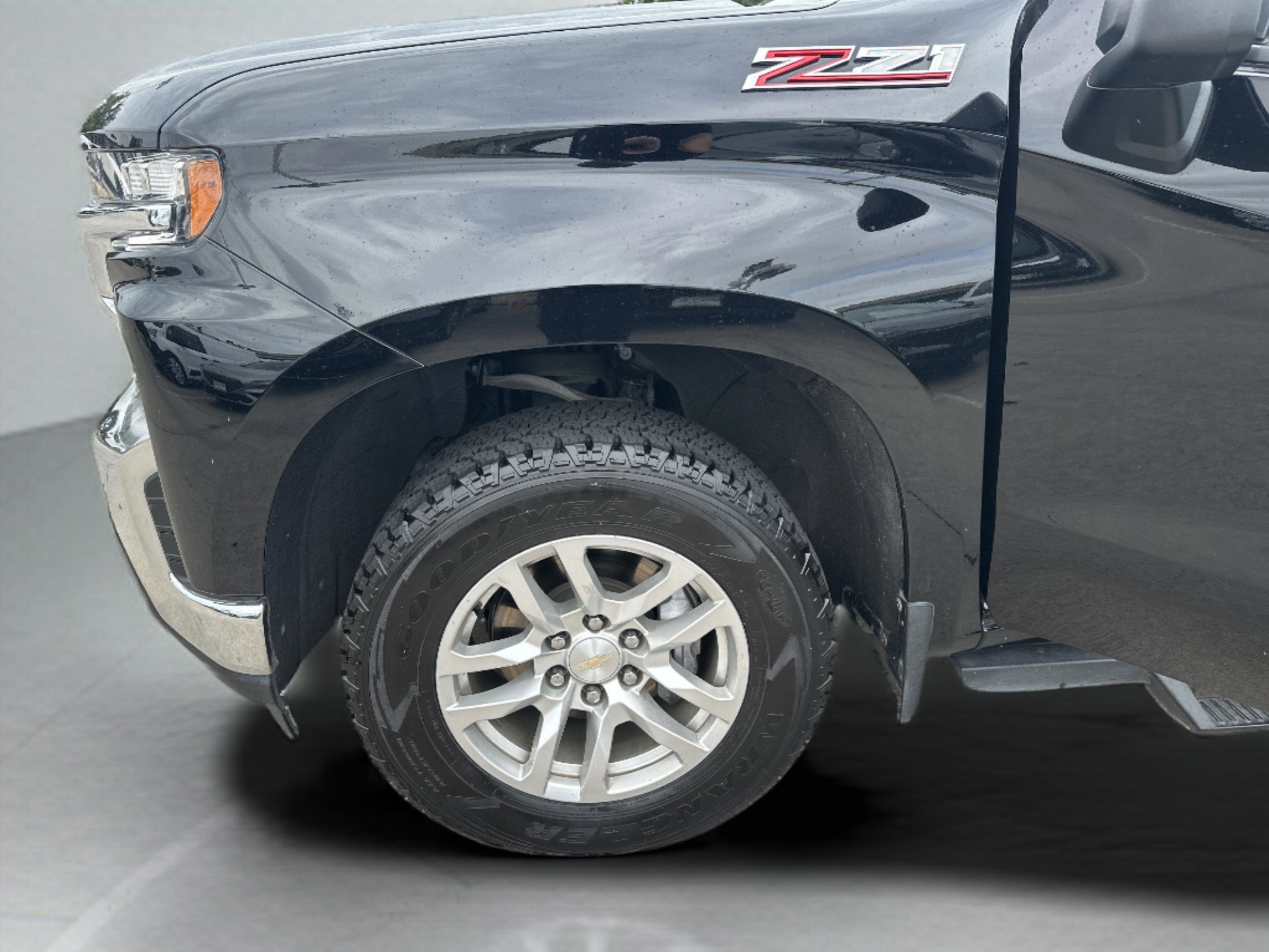 Used 2021 Black Chevrolet LT image 26