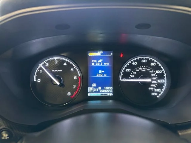 Used 2023 Green Subaru Base image 17