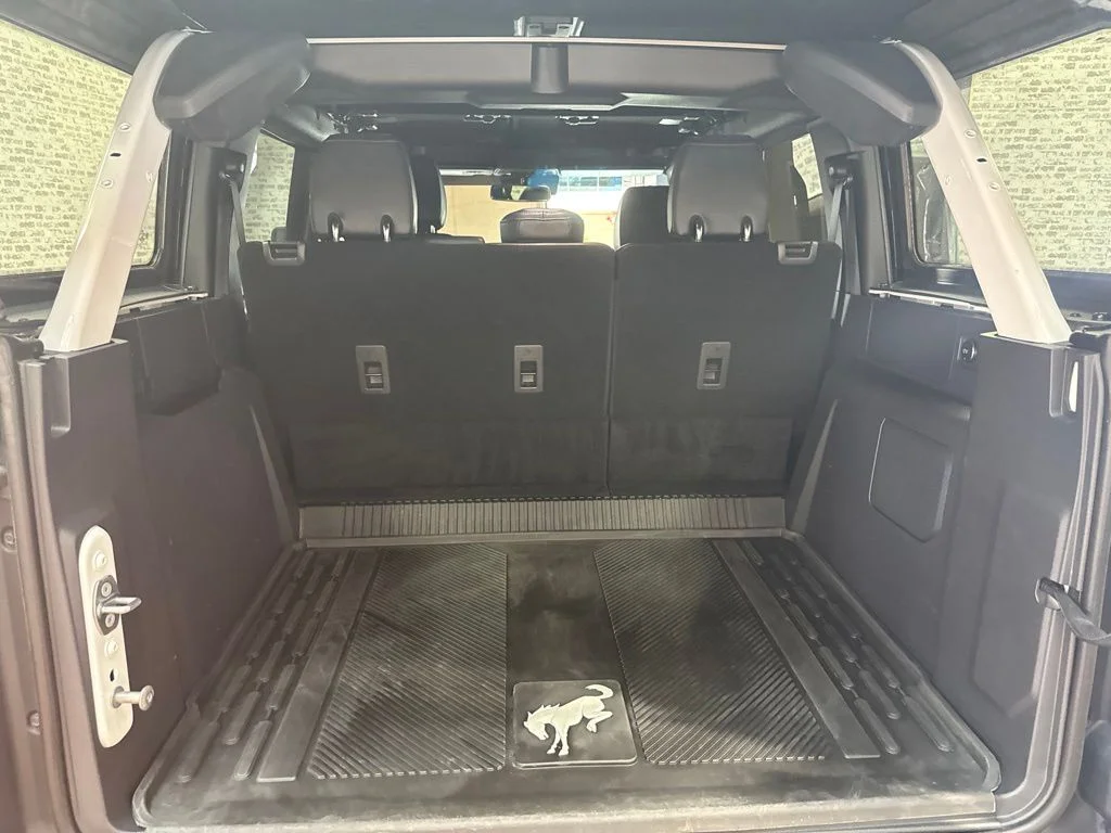 Used 2024 White Ford Wildtrak image 13