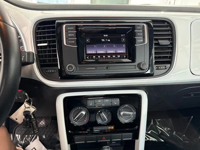 Used 2019 White Volkswagen 2.0T S image 19