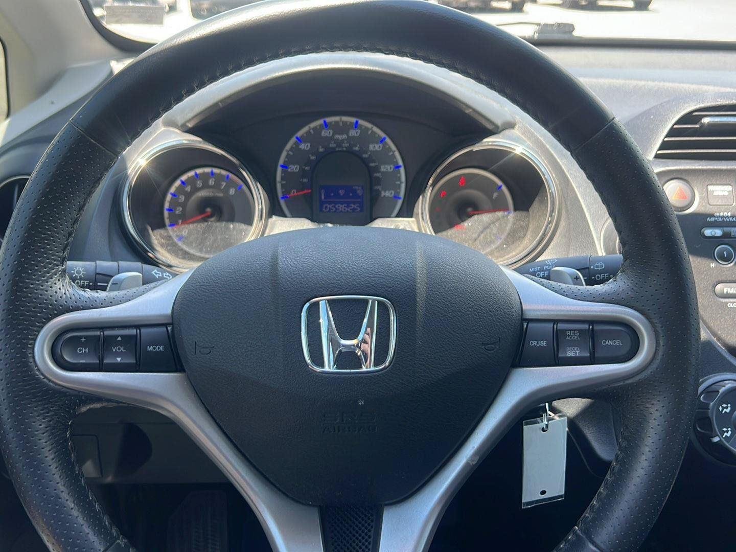 Used 2013  Honda Sport image 11