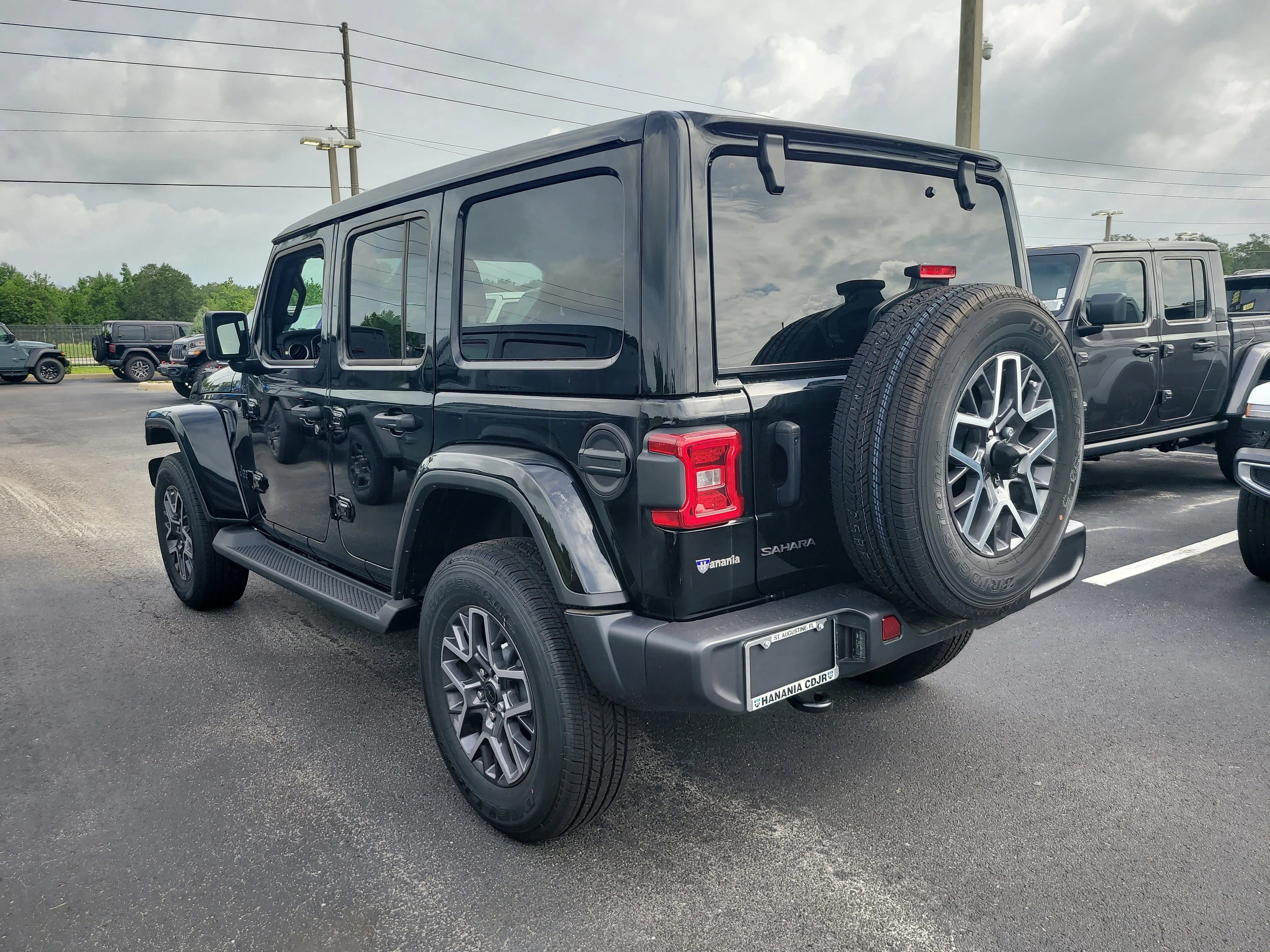 New 2026 Black Clearcoat Jeep Sahara image 7