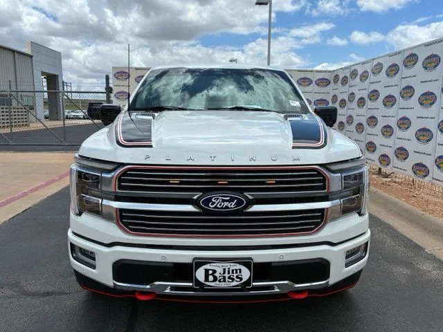 Used 2025 White Metallic Ford Platinum image 3