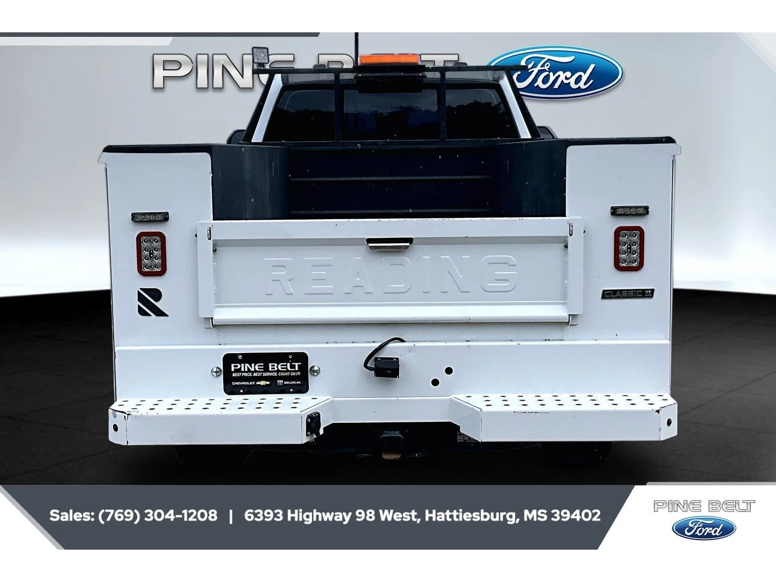 Used 2023 Oxford White Ford XL image 4