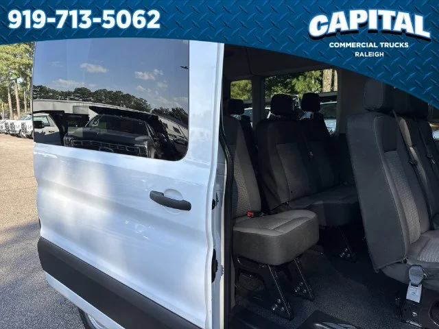 Used 2024 White Ford XL image 19
