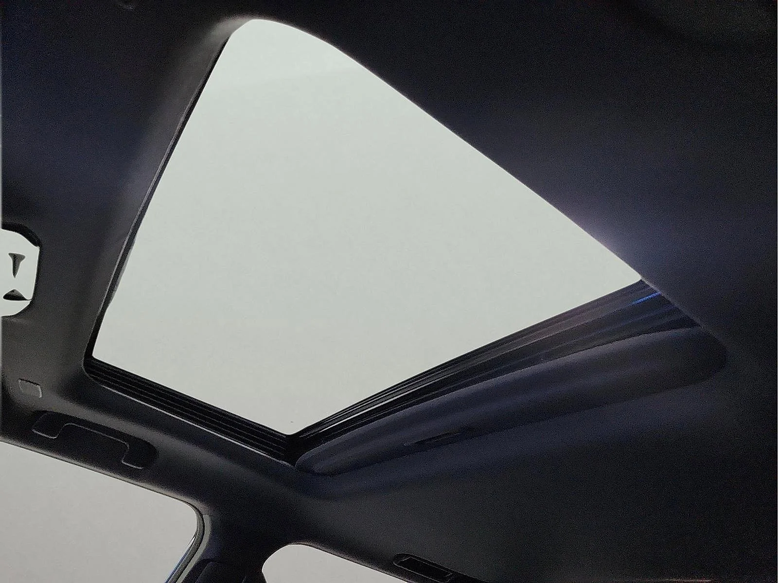 Used 2025 Blue Toyota  image 13