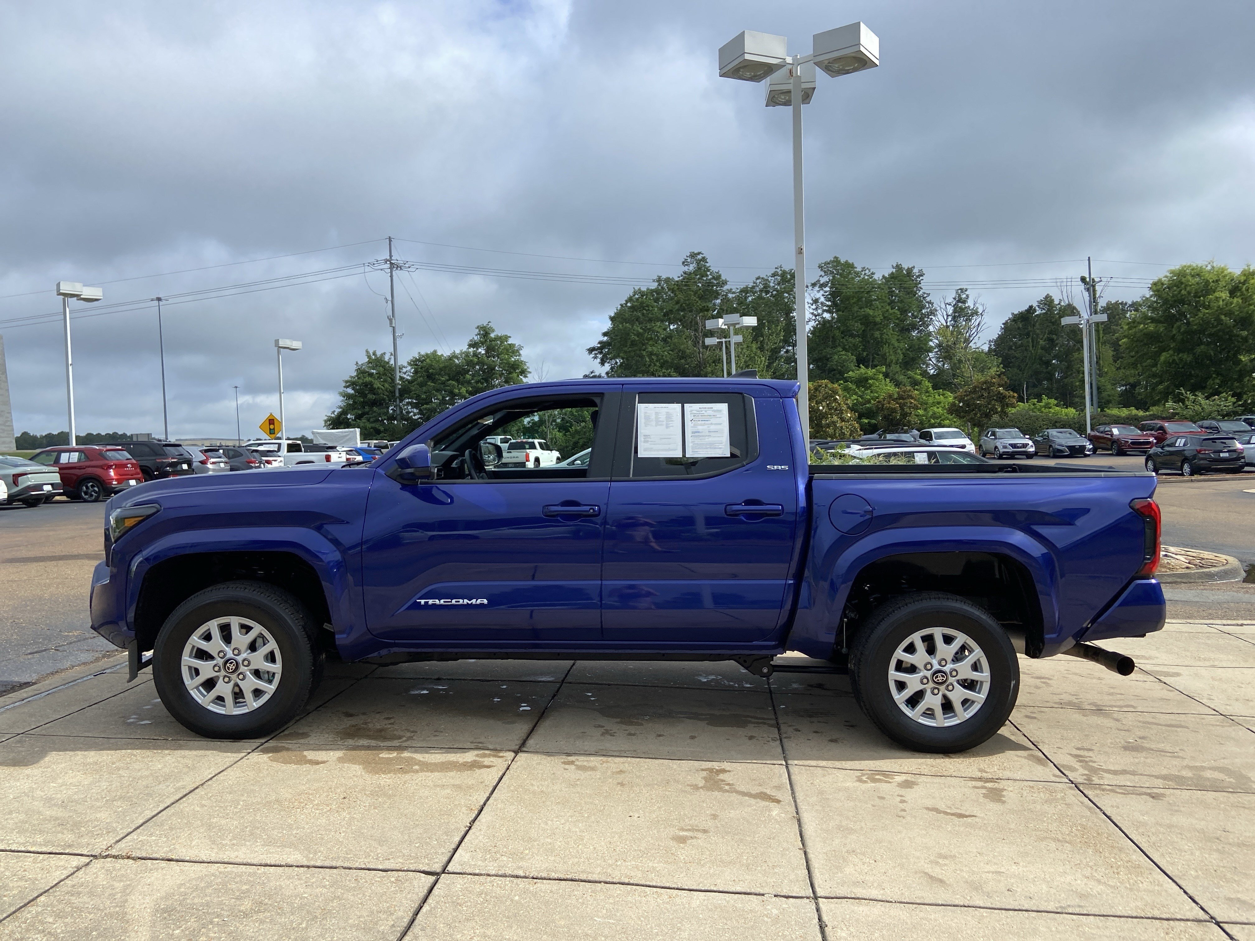 Used 2025 Blue Toyota SR5 image 7