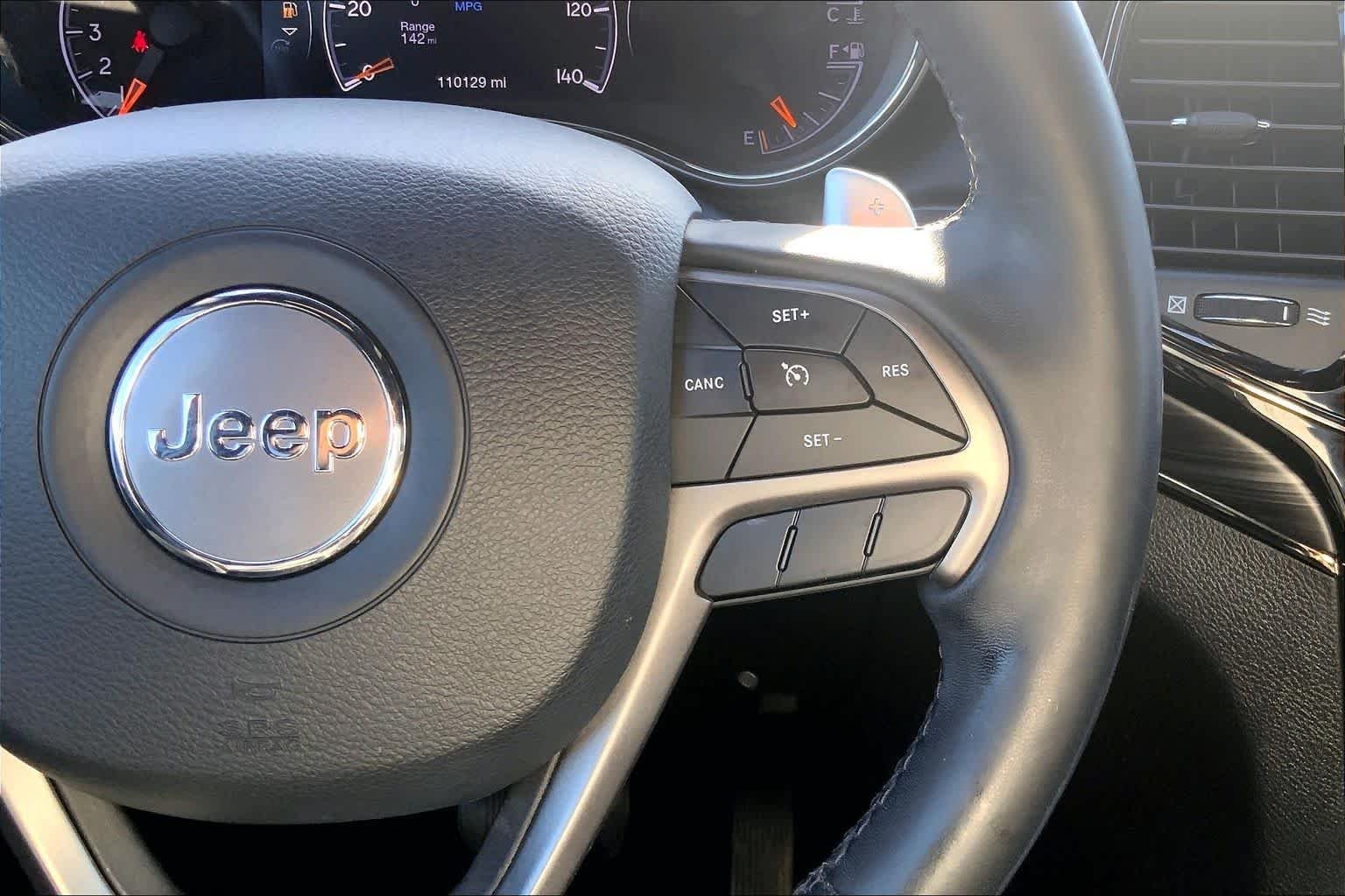 Used 2020 Slate Blue Pearlcoat Jeep Limited X image 24