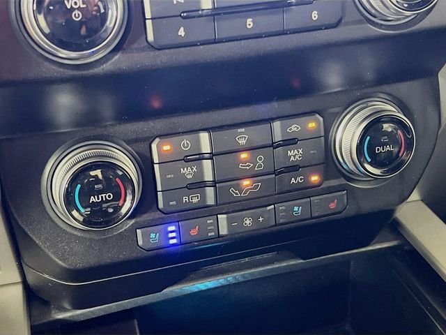 Used 2020 White Ford Lariat image 20