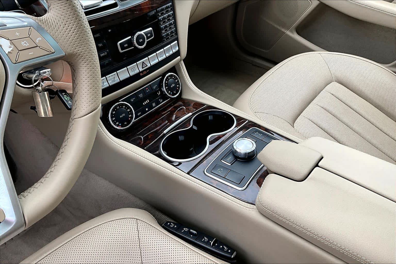 Used 2014 Diamond White Metallic Mercedes-Benz CLS 550 image 16