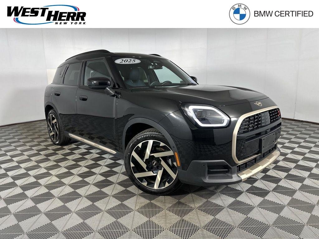 2025 MINI Countryman S ALL4's photo