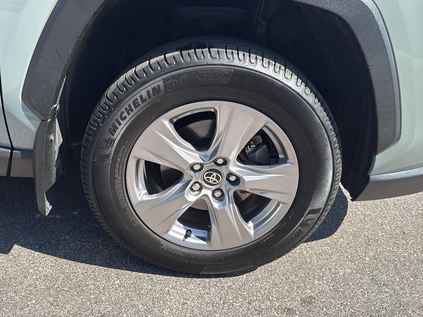 Used 2022 Lunar Rock Toyota XLE image 14