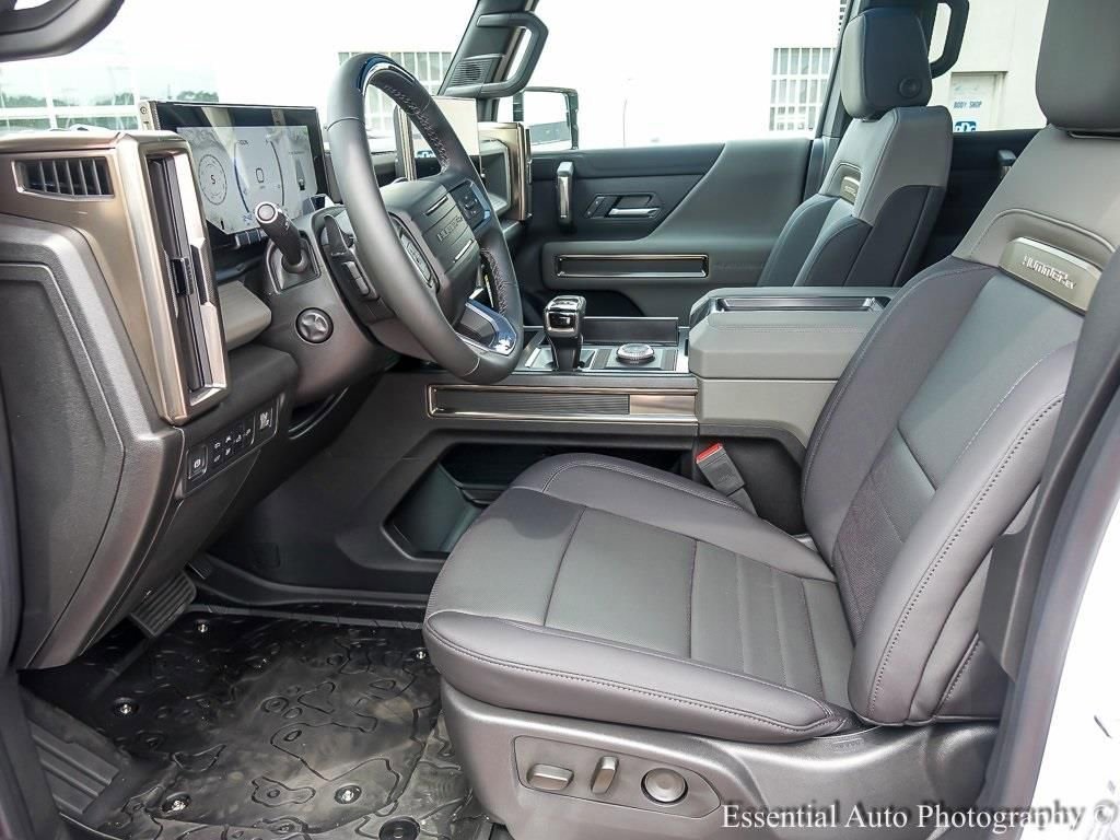 2025 GMC HUMMER EV PICKUP - Image 8