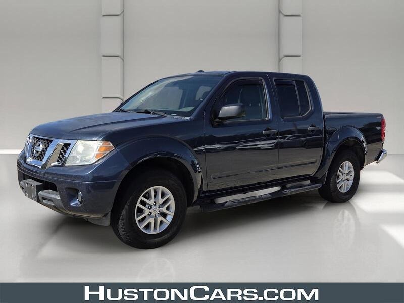 Used 2015 Arctic Blue NISSAN 2WD CREW CAB SWB AUTO SV image 1
