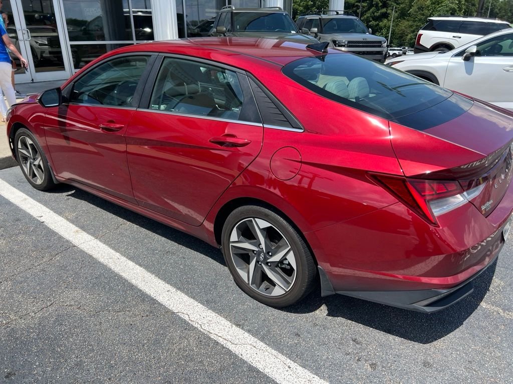 Used 2023 Red Hyundai Limited image 3