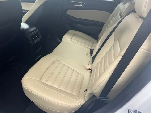 Used 2024 Oxford White Ford SEL image 11