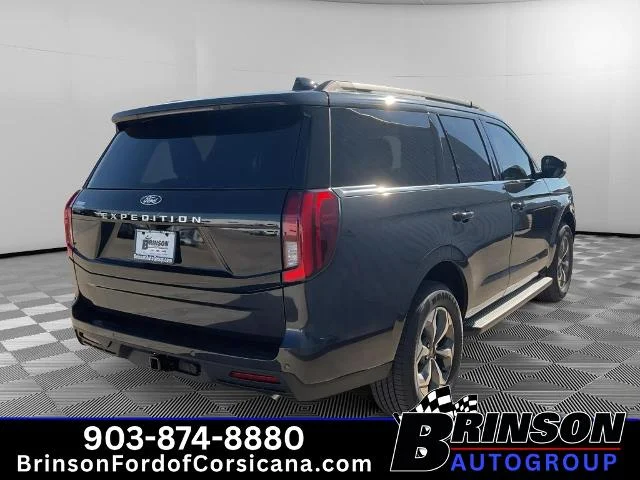New 2027 Dark Matter Gray Metallic Ford Active image 24