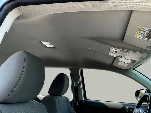 Used 2016 Gray Toyota SR5 image 31