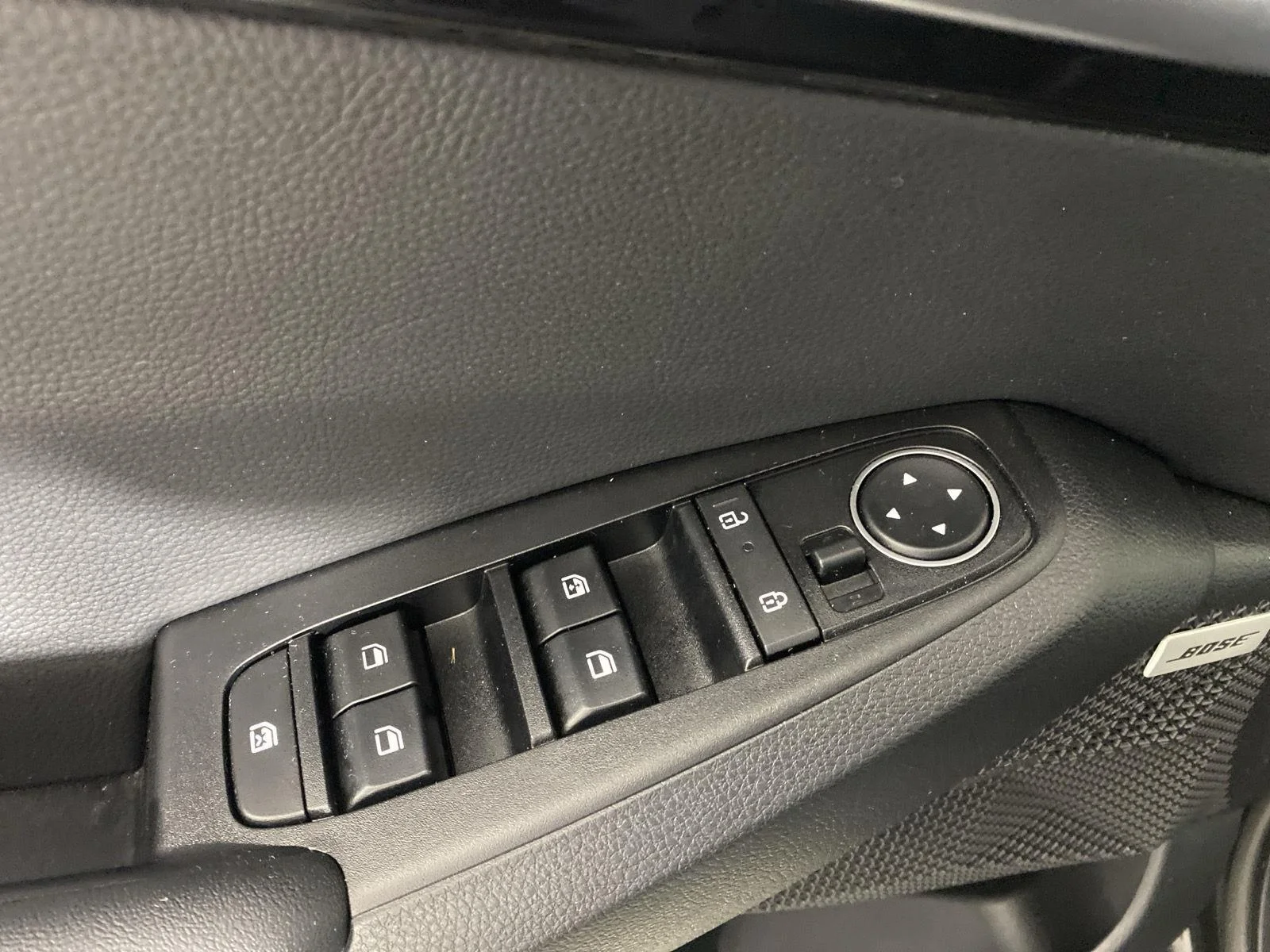 Used 2025 Fusion Black Kia SX image 15