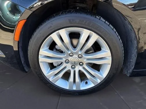 Used 2015 Black Chrysler Limited image 14