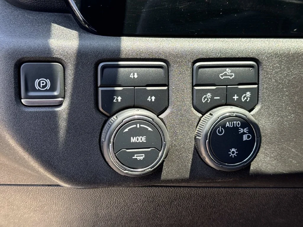 Used 2024 White Chevrolet LT image 41