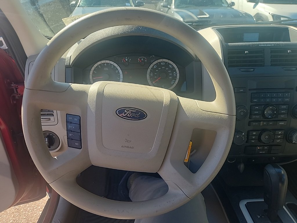 Used 2010 Red Ford XLS image 21
