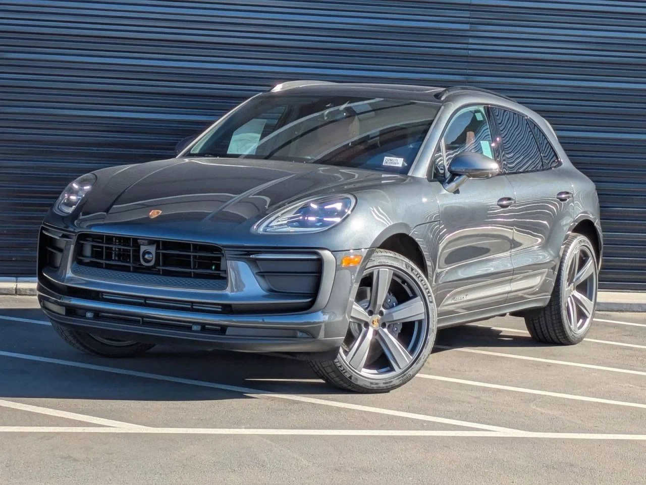 New 2026 Porsche Macan T AWD 4D Sport Utility