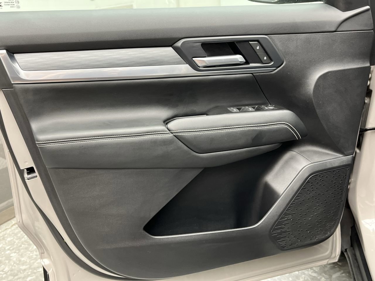 2025 GMC Terrain Elevation - Photo 7