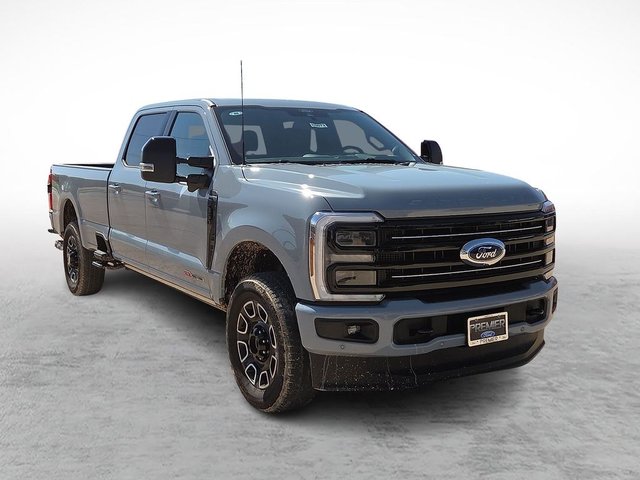 New 2026 Ford F-350SD Platinum 4WD 4D Crew Cab