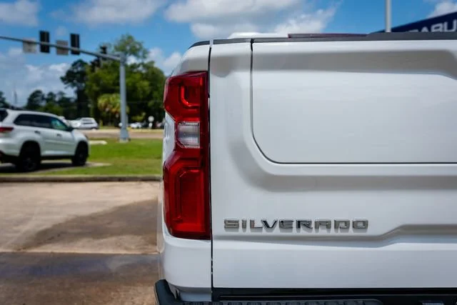 Used 2024 Summit White Chevrolet LTZ image 16