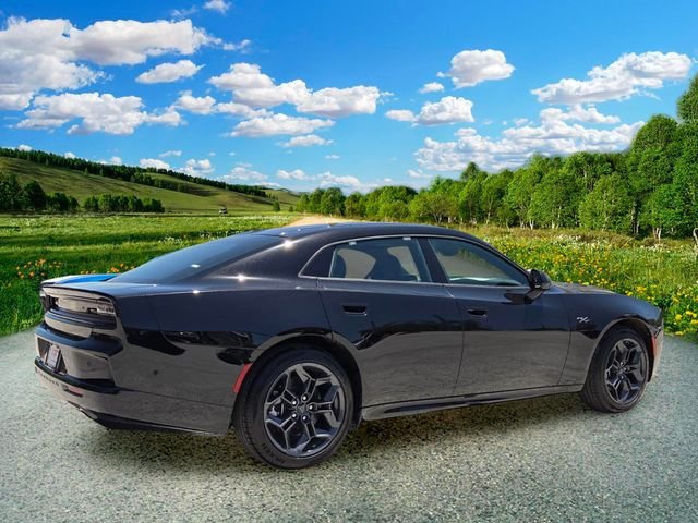 New 2026 Diamond Black Crystal Pearlcoat Dodge R/T image 6
