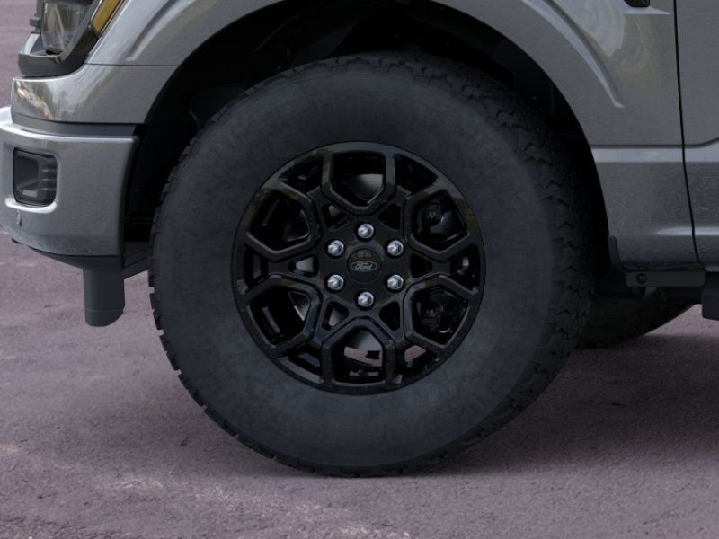 New 2026 Carbonized Gray Metallic Ford XLT image 41