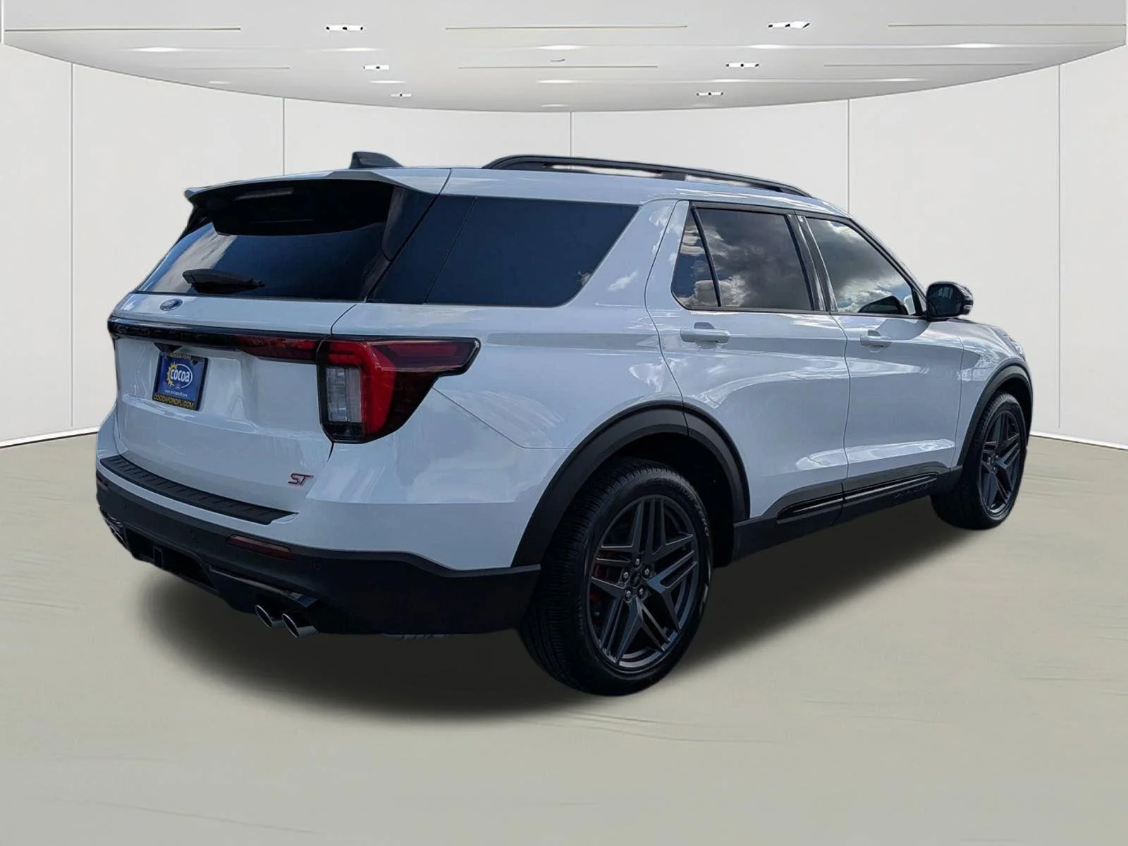 New 2026 Star White Metallic Tri-Coat Ford ST image 3