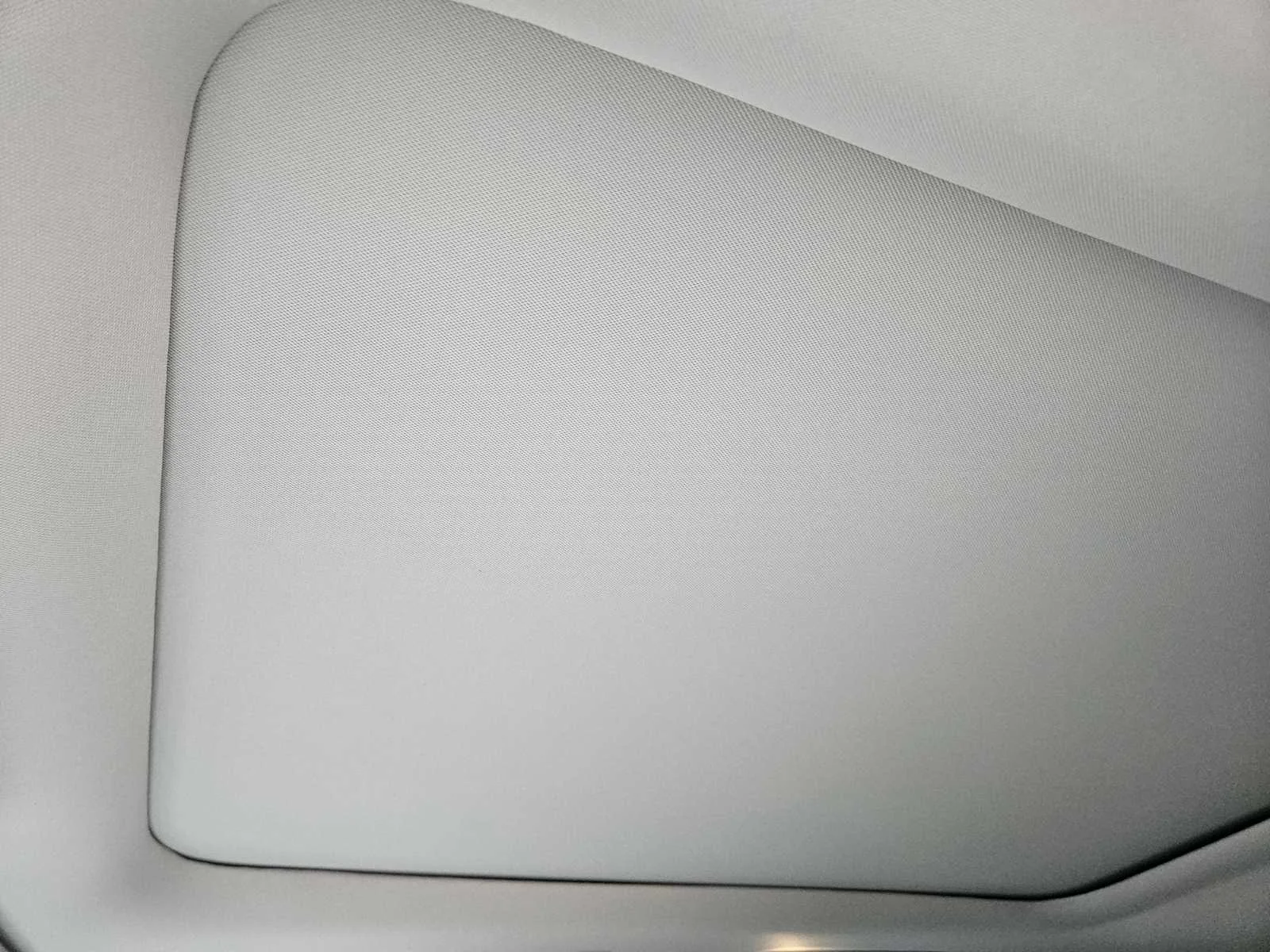 New 2027 RADIANT WHITE INFINITI Luxe FWD image 19