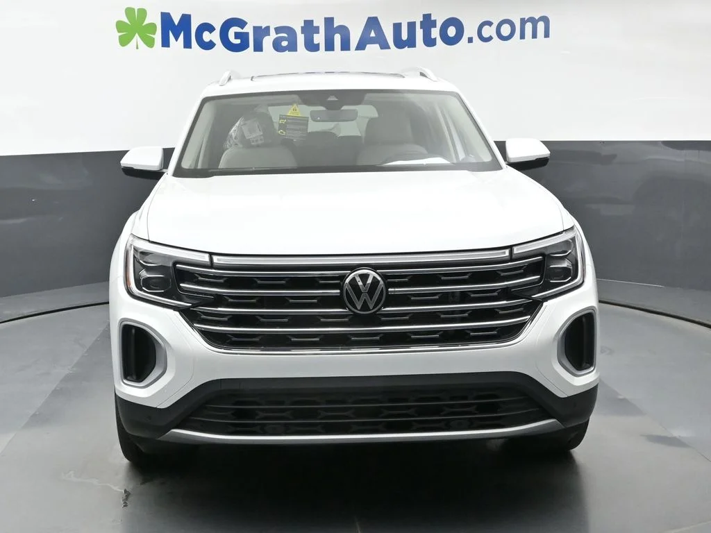 New 2026 Opal White Pearl Volkswagen 2.0T SEL image 4
