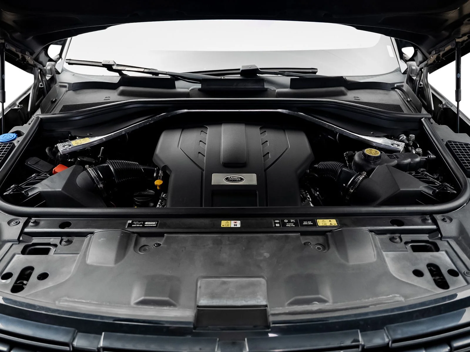 Used 2023 Black Land Rover SE image 56