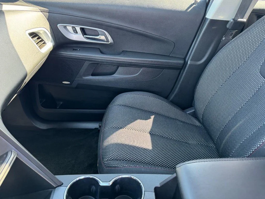 Used 2017 Silver Chevrolet LT image 14