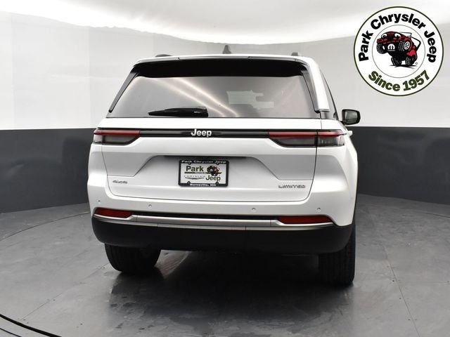 New 2026 Bright White Clear-Coat Exterior Paint Jeep Limited image 5