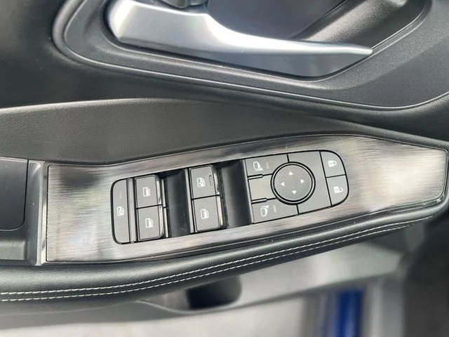 2025 Nissan Rogue SV - Photo 15