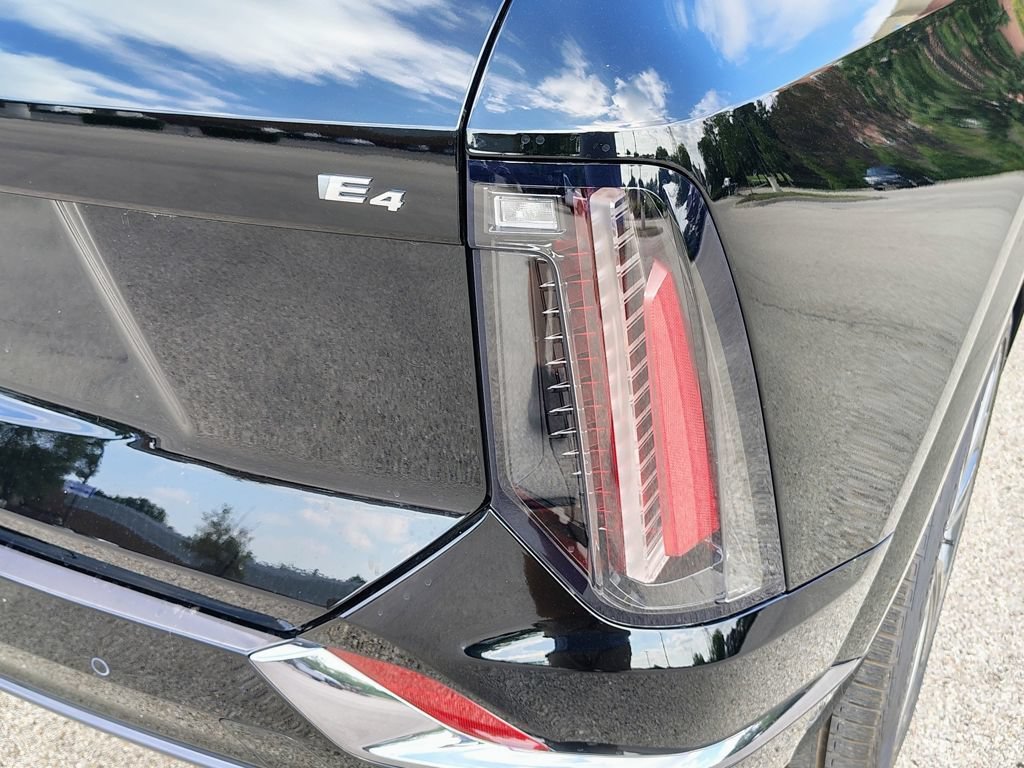2027 Cadillac OPTIQ Premium Sport - Photo 15