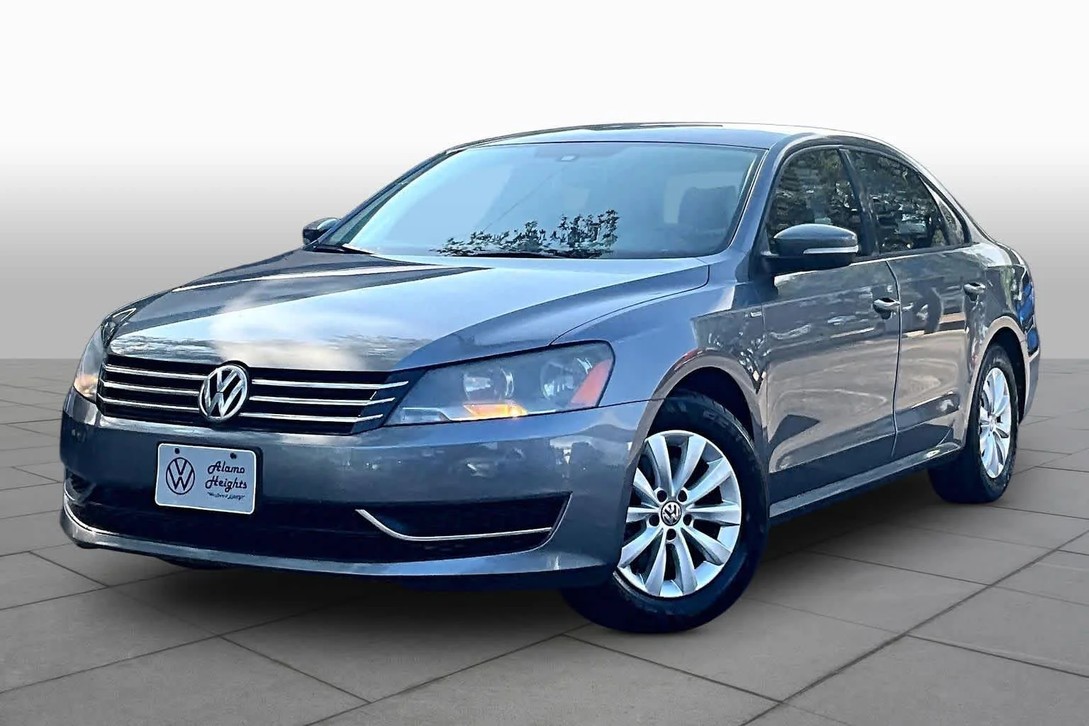 2015 Volkswagen Passat 1.8T Limited Edition DSG's photo