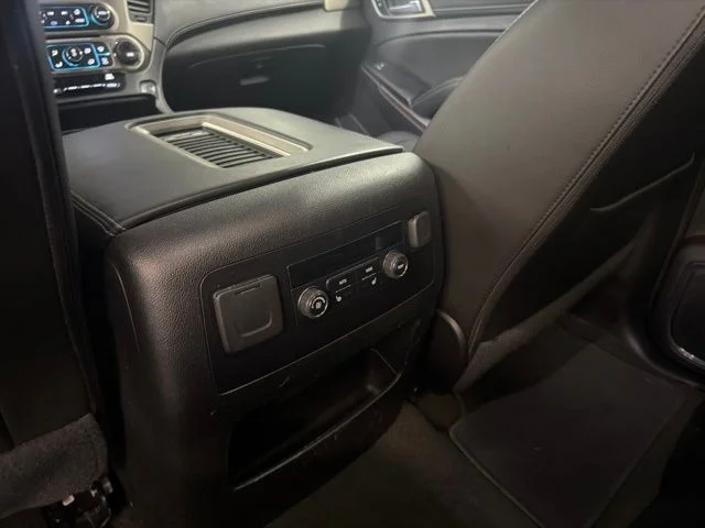 Used 2018 Onyx Black GMC Denali image 16