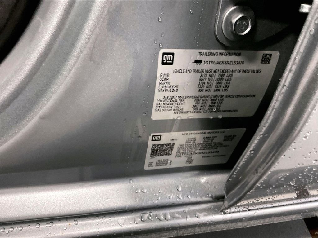 Used 2024 Silver GMC Pro image 35