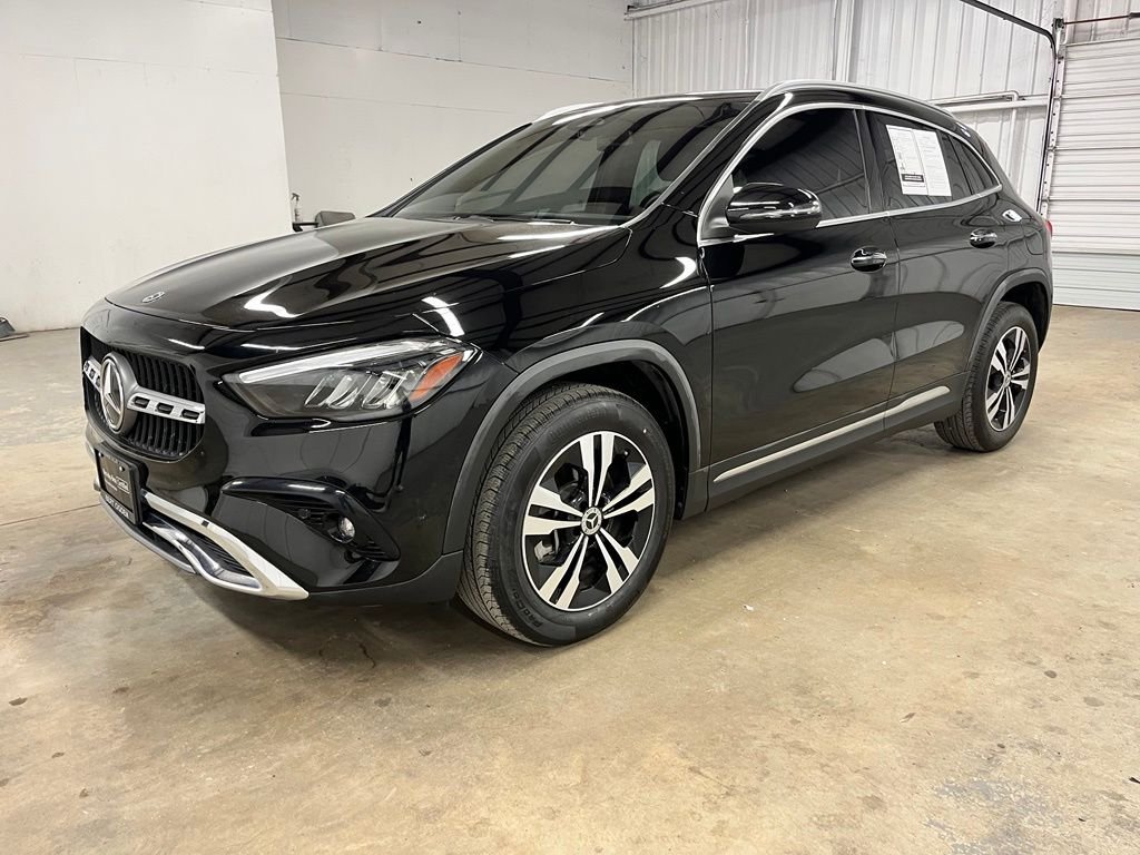 Certified Used 2024 Black Mercedes-Benz GLA 250 image 3