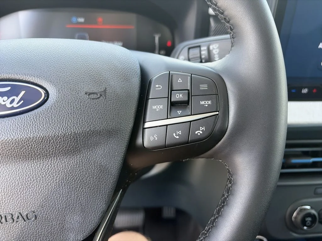 Used 2025 Gray Ford XLT image 21