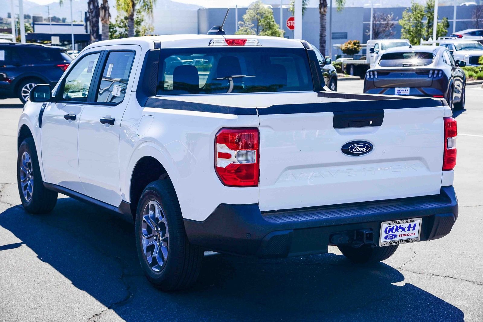 New 2026 Oxford White Ford XLT image 6