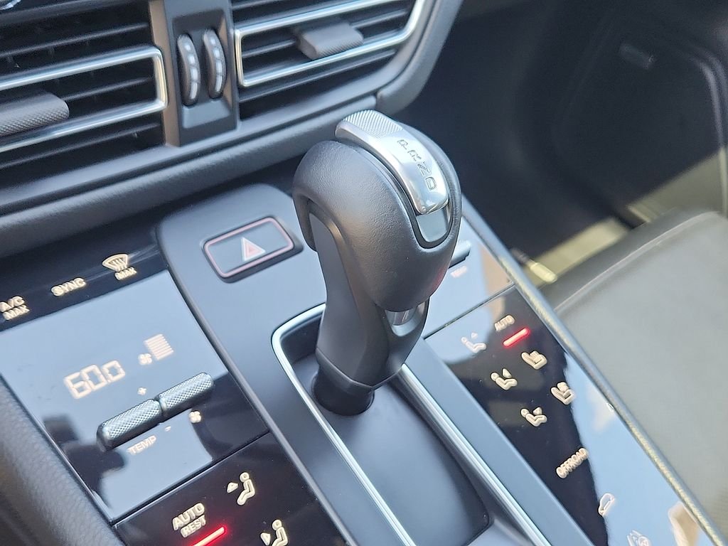 Used 2022 Black Porsche Base image 15